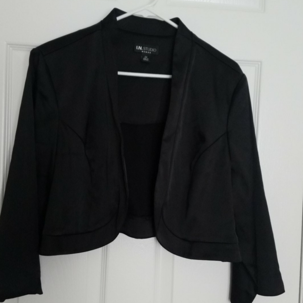 Black silk cropped blazer